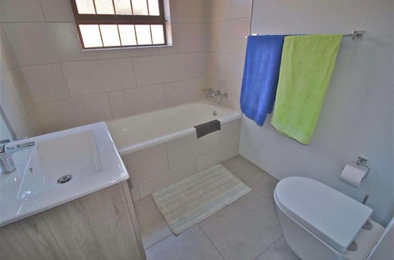 4 Bedroom Property for Sale in Kleinbosch Western Cape